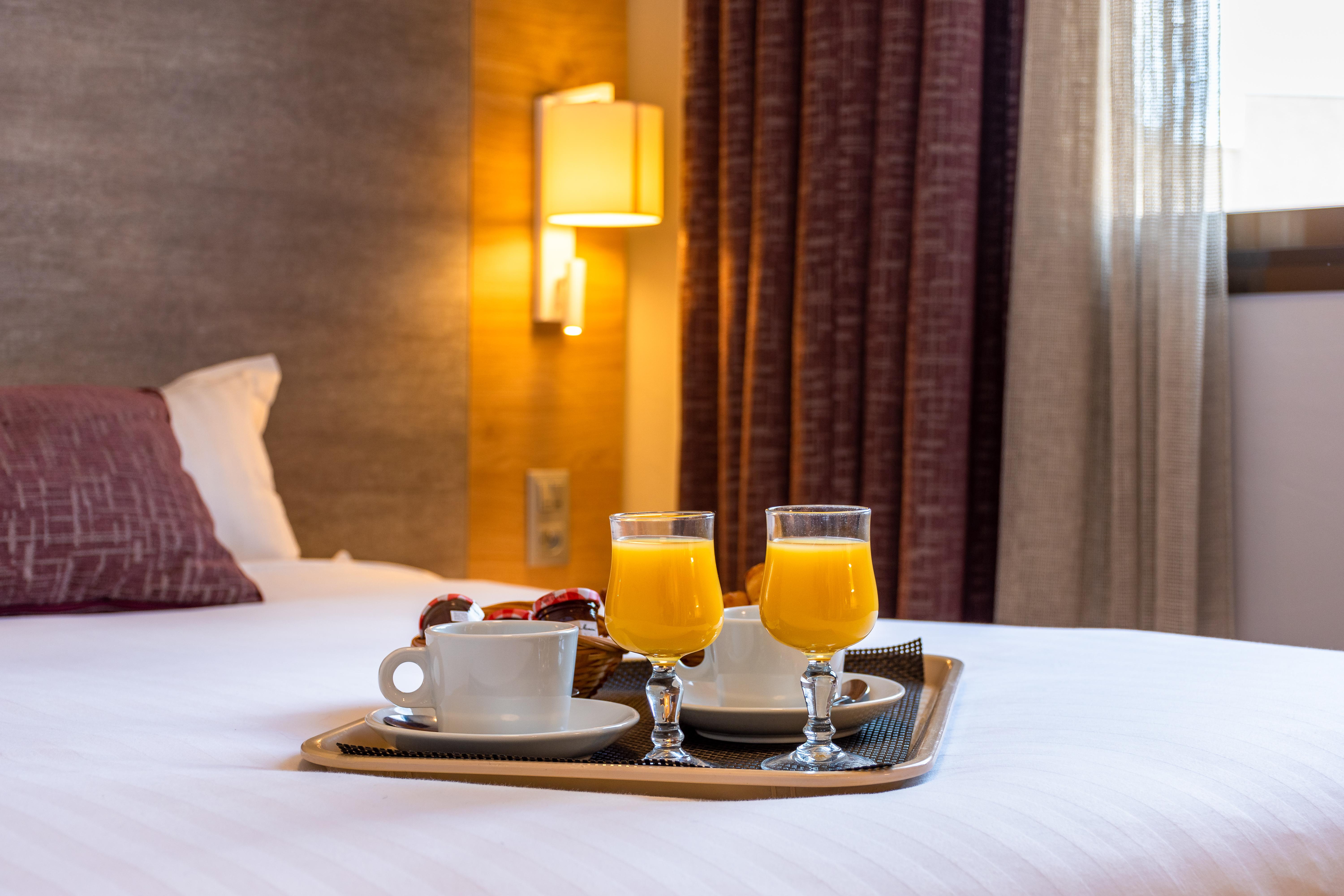 Hotel Bahia Вильнёв-Лубе Экстерьер фото