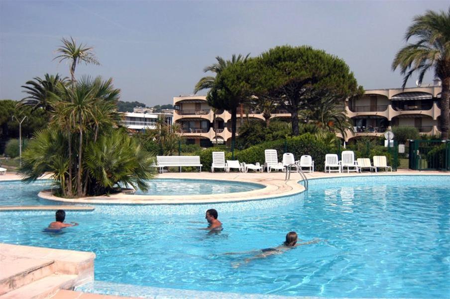 Hotel Bahia Вильнёв-Лубе Экстерьер фото